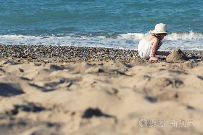 海边女孩图片背影大全唯美_海边女孩_海边女孩头像