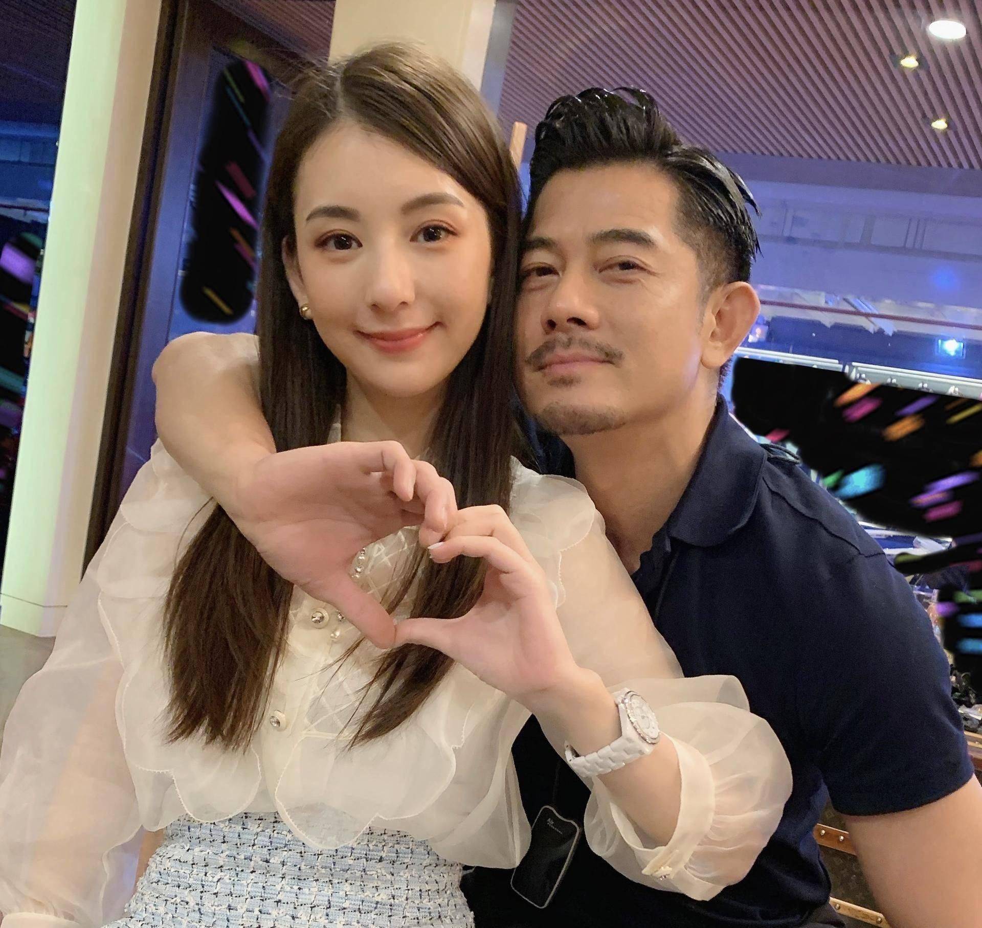 玛门：魅力眼神，独特气质不可挡