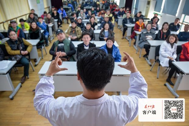 手语翻译官-试听手语默契：精通手语的默契技巧